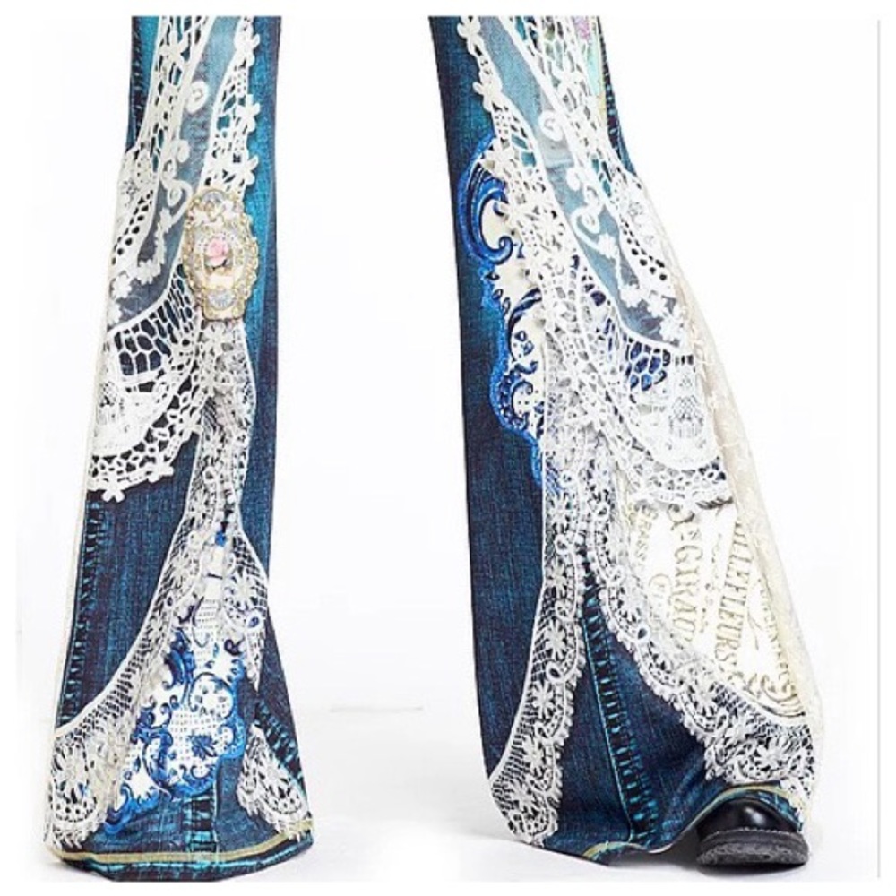 Antique Therapy Floats on Flares Comfort Pants - Picture 10 of 16